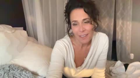 Snapshot of sayplsgdgrl chatting on February 2025 11:26:01 PM Good Girls Say Please...and Thank You online show from February 2025 11:26:01 PM