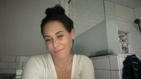 Snapshot of sayplsgdgrl chatting on November 2025 03:56:02 PM Good Girls Say Please...and Thank You online show from November 2025 03:56:02 PM