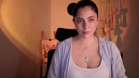 Venus online show from November 2025 05:34:01 PM