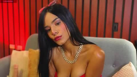 Scarlett Collins online show from October 2025 07:01:02 PM