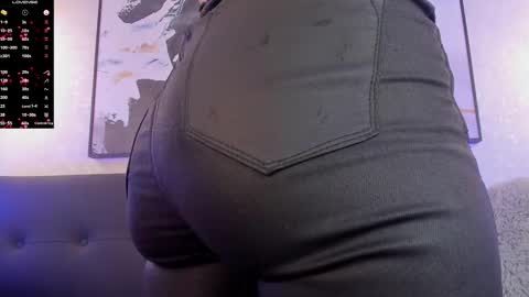 Scarlett online show from December 2025 08:14:02 PM