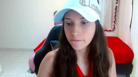 scarlet771776 online show from December 2025 05:43:02 PM