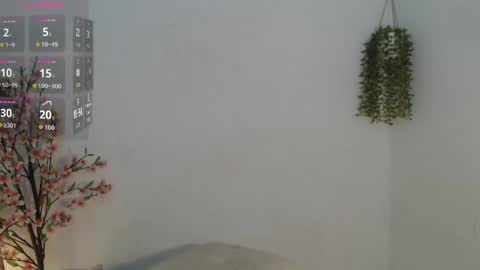 scarlet_100 online show from May 2026 02:51:02 AM
