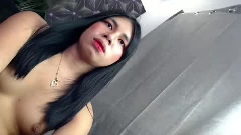 scarlet_111 online show from May 2026 11:34:02 PM