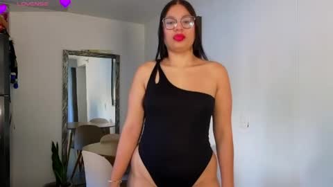 Scarlet online show from May 2026 12:35:01 PM