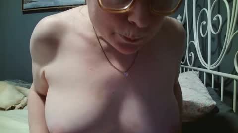 scarlet_envyy online show from September 2025 09:58:01 PM