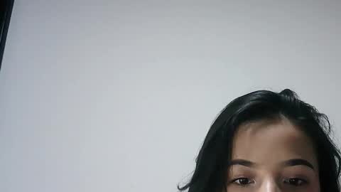 Snapshot of scarlet_muse18 chatting on November 2025 09:16:01 PM scarlet_muse18 online show from November 2025 09:16:01 PM