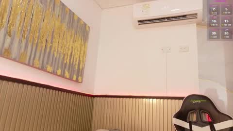 Snapshot of scarlet_vixen_ chatting on February 2026 03:03:01 AM scarlet_vixen_ online show from February 2026 03:03:01 AM