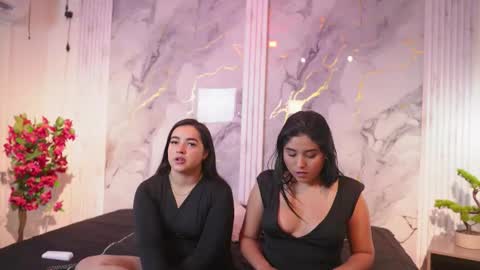 scarleta_and_naomi online show from January 2026 05:00:01 AM