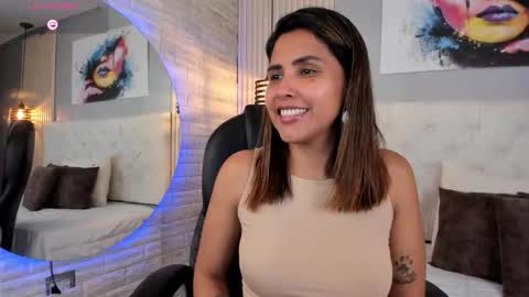 Scarlet online show from September 2025 07:07:02 PM