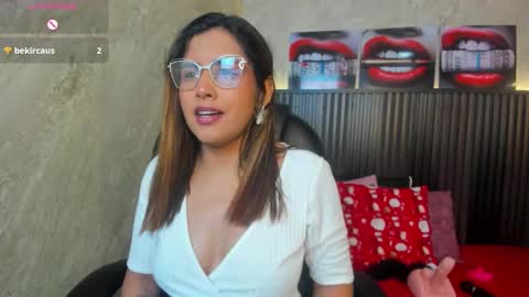 Scarlet online show from February 2026 01:40:01 PM