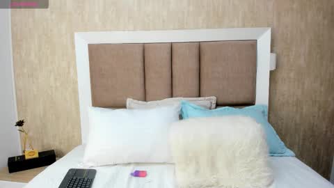 Scarlet online show from November 2025 12:05:02 PM