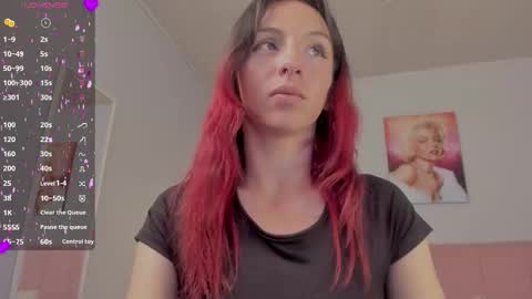 Scarlet  online show from March 2025 11:38:02 PM