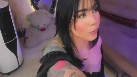 Snapshot of scarleth_jhons_ chatting on December 2024 01:24:02 AM Scarleth... but not Scarleth Johansson. online show from December 2024 01:24:02 AM