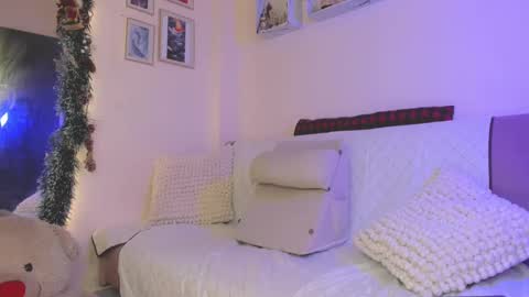 Snapshot of scarleth_jhons_ chatting on January 2025 01:36:02 AM Scarleth... but not Scarleth Johansson. online show from January 2025 01:36:02 AM