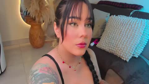 Snapshot of scarleth_jhons_ chatting on March 2025 01:39:01 AM Scarleth... but not Scarleth Johansson. online show from March 2025 01:39:01 AM