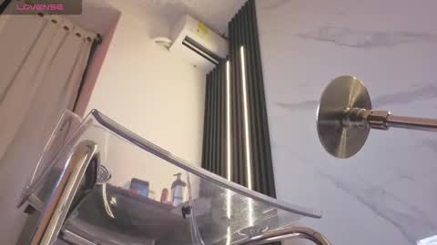 I am  Scarleth  Check mi profile online show from February 2026 12:36:01 PM