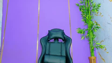 Snapshot of scarletjonesx chatting on September 2025 02:40:01 PM Denis online show from September 2025 02:40:01 PM