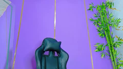 Snapshot of scarletjonesx chatting on October 2025 11:38:01 PM Denis online show from October 2025 11:38:01 PM