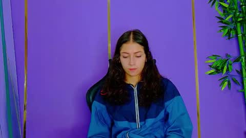 Snapshot of scarletjonesx chatting on October 2025 01:06:01 AM Denis online show from October 2025 01:06:01 AM