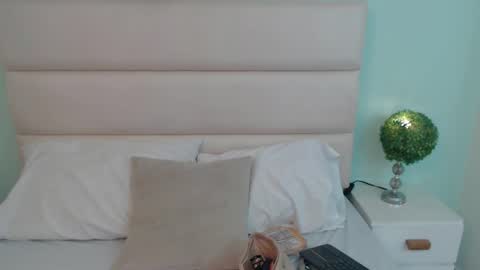 scarlet  online show from March 2026 11:50:02 AM