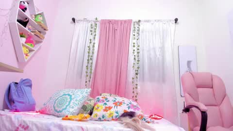 Scarletliz online show from March 2025 12:17:01 PM