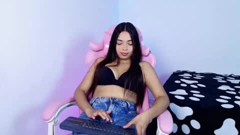 scarletmoonxxx online show from February 2026 10:28:01 PM