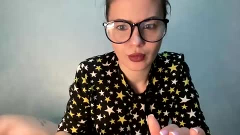 Snapshot of scarletpetal chatting on February 2025 11:54:01 AM scarletpetal online show from February 2025 11:54:01 AM