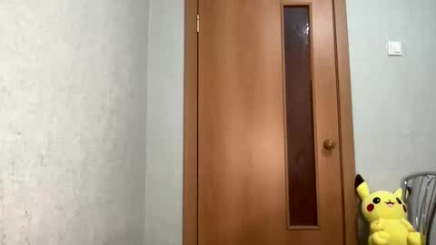 Snapshot of scarletpetal chatting on March 2025 12:00:01 PM scarletpetal online show from March 2025 12:00:01 PM