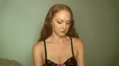 Snapshot of scarletsatine chatting on February 2025 08:58:01 AM Scarlet Satine online show from February 2025 08:58:01 AM