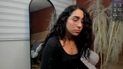 Scarlett  online show from April 2026 09:39:01 PM