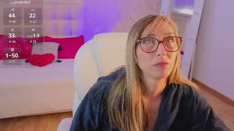 Snapshot of scarlett_079 chatting on July 2026 11:35:01 AM Scarlett online show from July 2026 11:35:01 AM