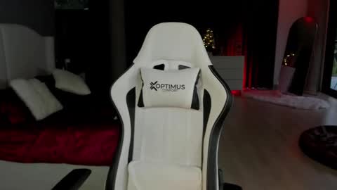 juli online show from January 2026 10:46:02 PM