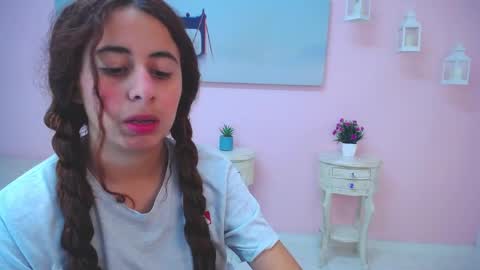 Scarlett online show from April 2026 01:41:01 PM