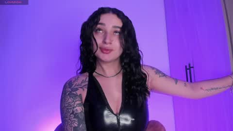 SCARLETT COLLINS online show from April 2026 11:04:02 AM