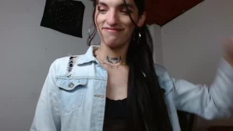 Snapshot of scarlett_crastrawberry chatting on April 2026 12:22:02 AM scarlet online show from April 2026 12:22:02 AM