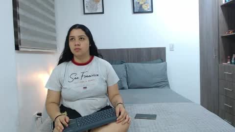 Scarlett and Jazmin online show from May 2026 09:37:01 AM