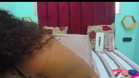 scarlett_fox20 online show from May 2026 01:28:02 PM
