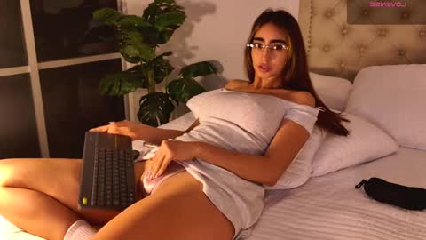 Scarlett Grand online show from September 2025 10:55:02 PM