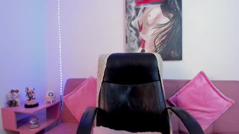 Snapshot of scarlett_johanson13 chatting on February 2025 05:40:01 PM Scarlett online show from February 2025 05:40:01 PM