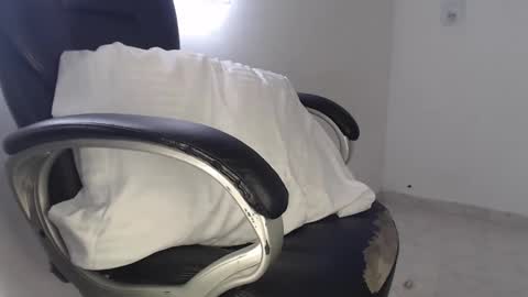 Scarlett online show from March 2025 03:37:01 PM