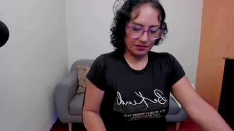 Snapshot of scarlett_sax chatting on July 2026 10:45:01 PM Scarlett sax online show from July 2026 10:45:01 PM