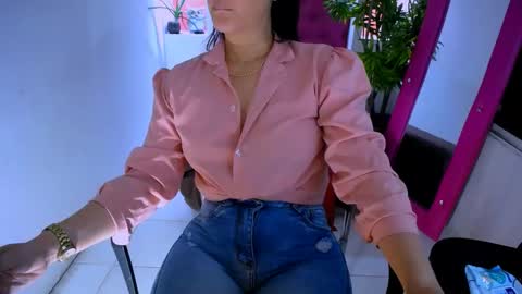 Snapshot of scarlett_sex2 chatting on January 2026 02:11:01 PM scarlet online show from January 2026 02:11:01 PM