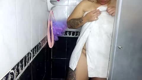 scarlett_tommy online show from December 2024 08:37:01 PM