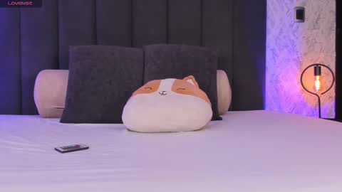 Scarlett online show from February 2026 04:52:01 AM