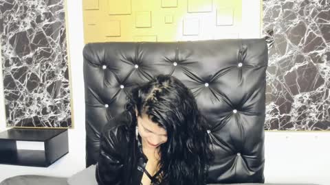 Scarlett online show from January 2025 03:35:01 PM