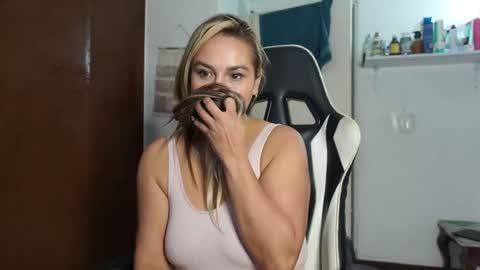 Scarlett online show from April 2026 05:30:01 PM