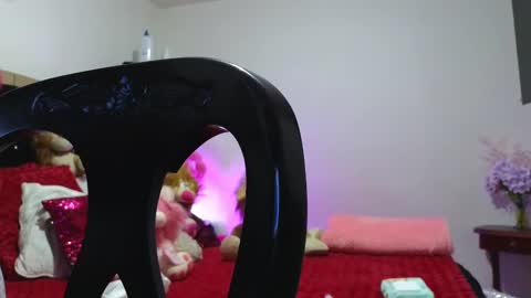 Scarlette online show from December 2024 12:36:01 PM