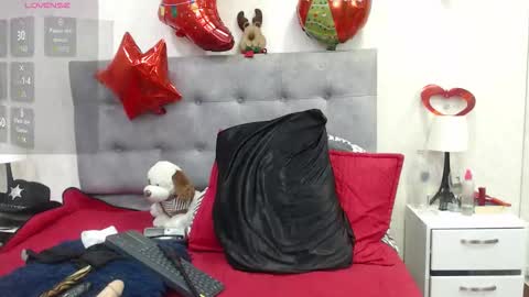 Snapshot of scarlettgreen_ chatting on December 2025 11:41:01 AM Scartt online show from December 2025 11:41:01 AM