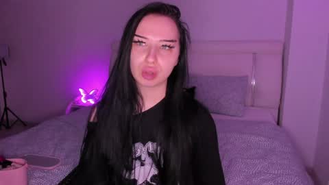 scarlettjakobs online show from May 2026 02:51:02 AM